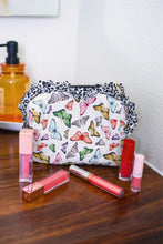 Load image into Gallery viewer, Butterfly Quilted Bag