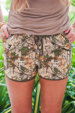Load image into Gallery viewer, Women's Classic Camo Everyday Shorts