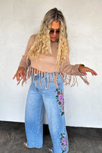 Load image into Gallery viewer, Evie Floral Embroidered Jean