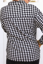 Load image into Gallery viewer, Houndstooth Quarter Zip