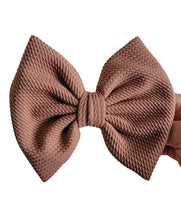 Load image into Gallery viewer, Savannah Bow on Nude Nylon