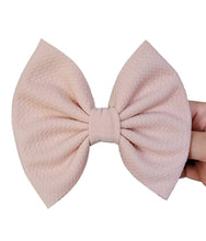 Load image into Gallery viewer, Savannah Bow on Nude Nylon