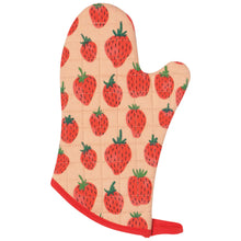 Load image into Gallery viewer, Berry Sweet Oven Mitt