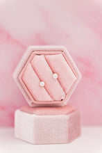 Load image into Gallery viewer, Pearl Stud Earrings