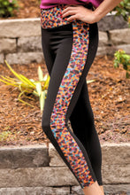 Load image into Gallery viewer, Splash of Spots Leggings