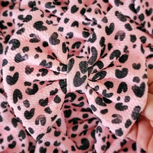 Load image into Gallery viewer, Savannah Bow on Nude Nylon