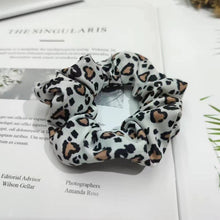 Load image into Gallery viewer, LEOPARD PATTERN SCRUNCHIES SET OF 5
