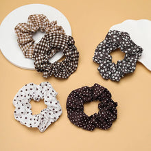 Load image into Gallery viewer, Trendy Scrunchie Set Of 5
