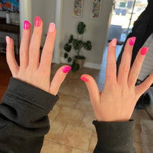 Load image into Gallery viewer, Pretty in Pink Press-on Nails
