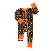 Load image into Gallery viewer, Hunter Camo ZIP Bamboo
