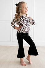 Load image into Gallery viewer, Black Velvet Bells
