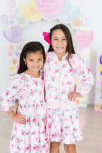 Load image into Gallery viewer, Gingham Bow Satin Jacket
