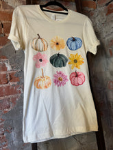 Load image into Gallery viewer, Adult Flower and Pumpkin Tee
