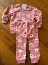 Load image into Gallery viewer, Pink Floral Jogger
