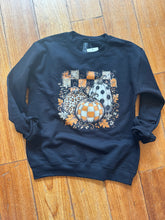 Load image into Gallery viewer, Check Pumpkin Sweatshirt
