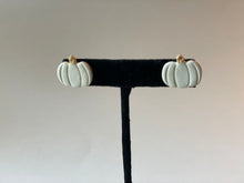 Load image into Gallery viewer, Pumpkin Clay Earrings
