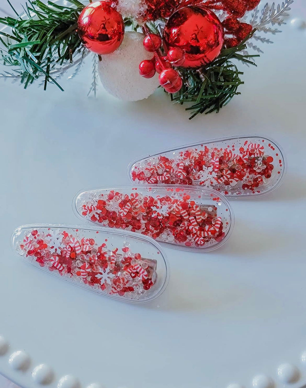 3 Inch Shaker Clip - Candy Cane