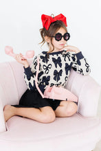 Load image into Gallery viewer, Perfectly Tied Sweater
