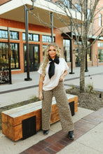 Load image into Gallery viewer, Dust Cloud Basic Tee Mom Cuff
