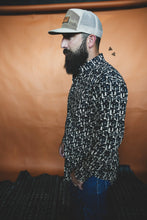 Load image into Gallery viewer, Men's LS Cut a Rug Shirt
