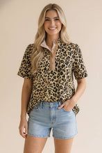 Load image into Gallery viewer, Mock Neck Leopard Top
