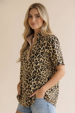Load image into Gallery viewer, Mock Neck Leopard Top
