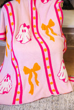 Load image into Gallery viewer, Gigi the Ghost Blanket
