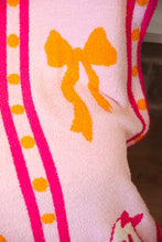 Load image into Gallery viewer, Gigi the Ghost Blanket
