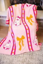 Load image into Gallery viewer, Gigi the Ghost Blanket
