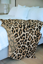 Load image into Gallery viewer, Safari Chic Blanket
