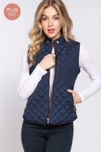 Load image into Gallery viewer, Navy Quilted Vest
