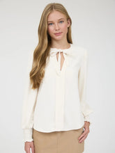 Load image into Gallery viewer, Necktie Smocked Cuff Top
