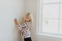 Load image into Gallery viewer, Pink Leopard Top
