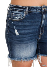 Load image into Gallery viewer, Plus Dark Wash Frayed Hem Denim Shorts
