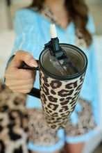 Load image into Gallery viewer, Safari Chic Sleek Tumbler
