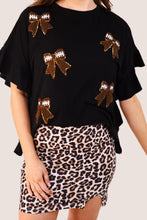 Load image into Gallery viewer, Sideline Sparkle Ruffle Top - Black
