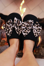 Load image into Gallery viewer, Cozy Bow Slippers Leopard
