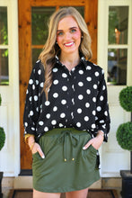 Load image into Gallery viewer, Sloane Button Up Top - Polka Dot
