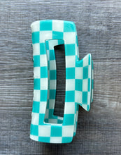 Load image into Gallery viewer, Large Checkered Claw Clip
