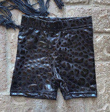 Load image into Gallery viewer, Leopard Biker Shorts
