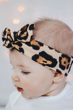 Load image into Gallery viewer, Leopard Knot Bow Headband
